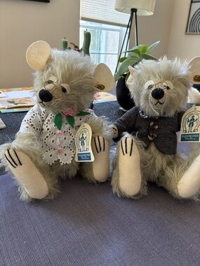 Knickerbocker Gray Mohair Collectible Mouse Pair with Glasses
